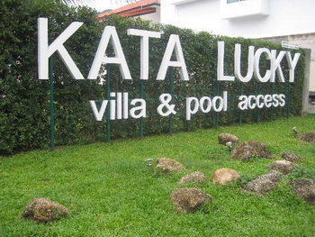 Thailand, Phuket, Kata Lucky Villa & Pool Access